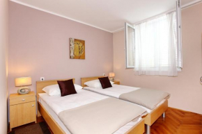 Отель Bay bridge center apartment 1  Задар
